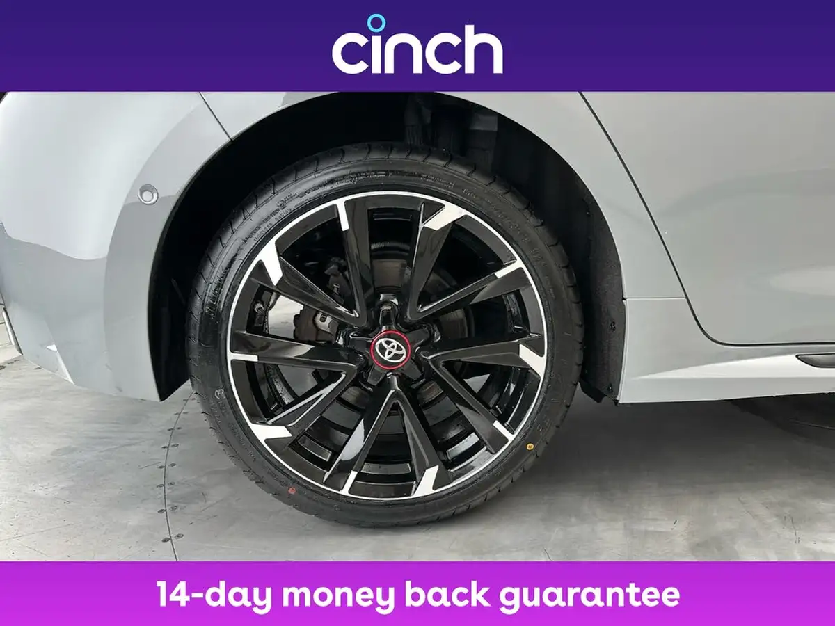 2021-toyota-corolla-18-vvt-i-gr-sport-trk-hatchback-big-18