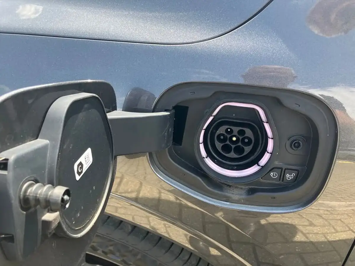 2022-ford-kuga-big-28