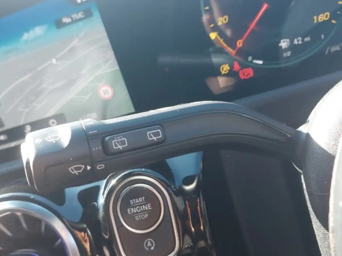 2022-mercedes-benz-cla-13-cla-180-amg-line-premium-plus-shooting-brake-5d-big-15