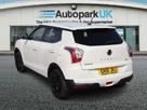 2015-kgm-ssangyong-tivoli-16-elx-small-3