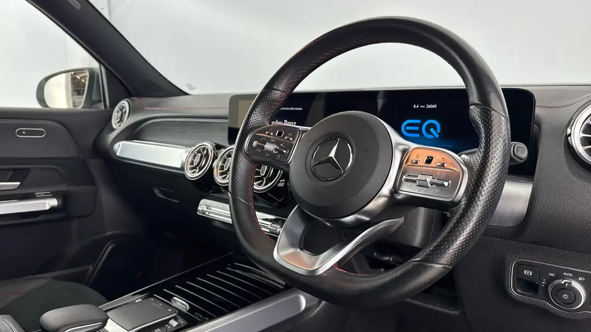 2022-mercedes-benz-eqb-e-eqb-300-amg-line-big-8