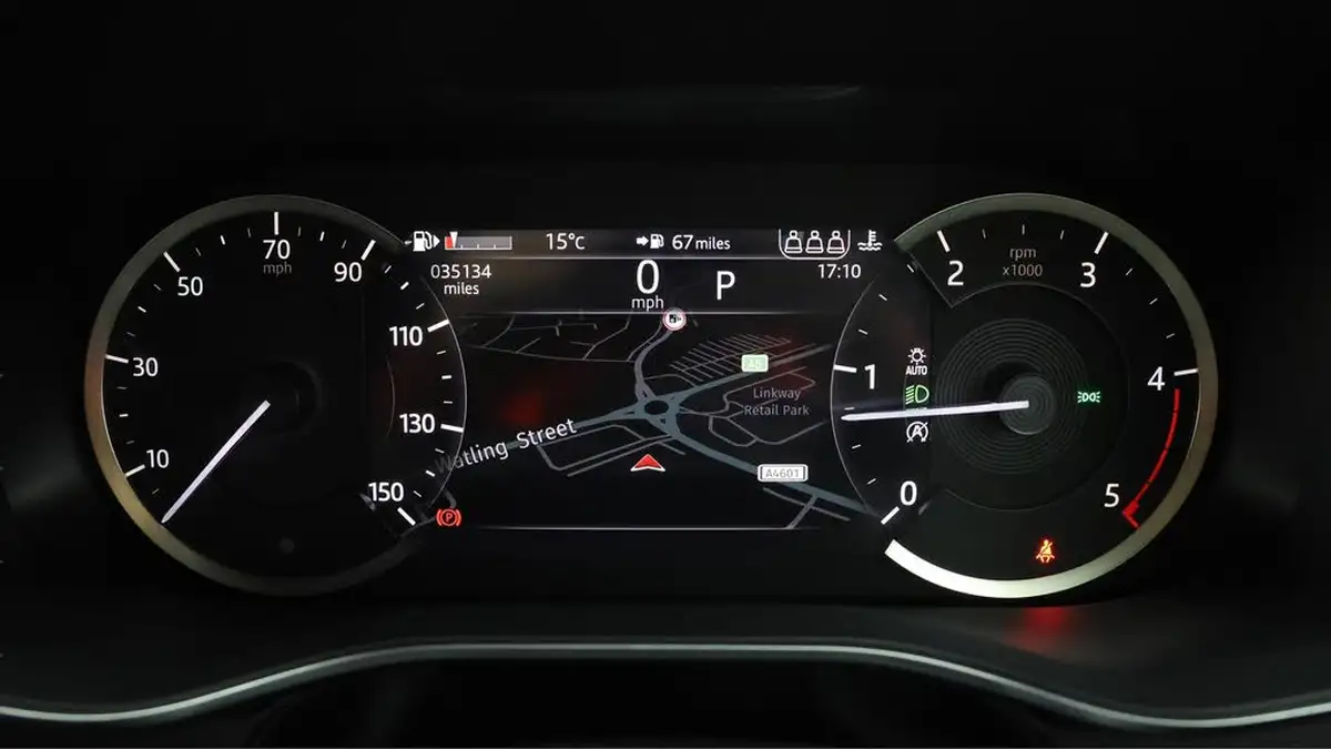 2022-jaguar-f-pace-20-d200-r-dynamic-s-big-10