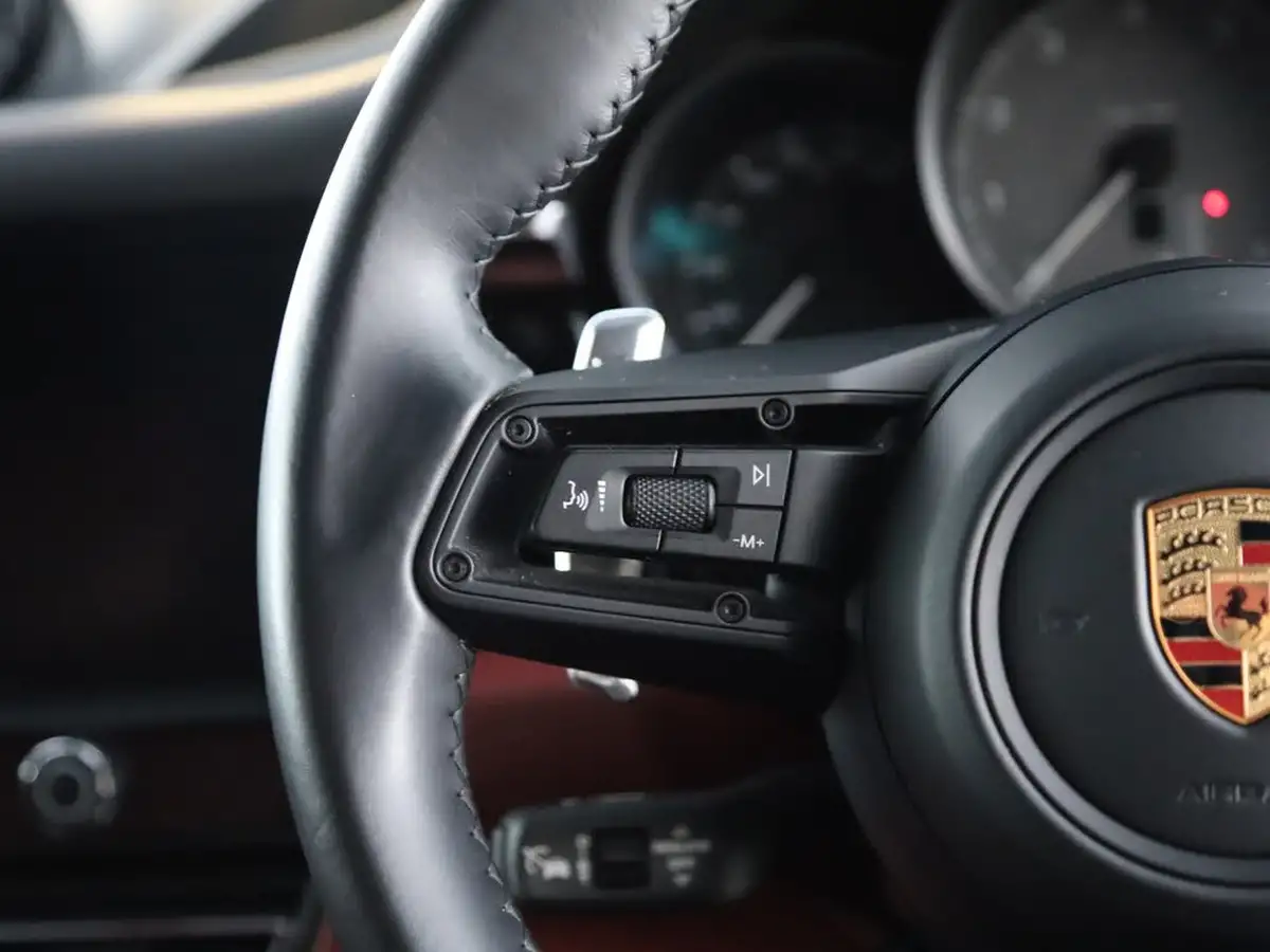 2023-porsche-macan-29-v6-s-big-26