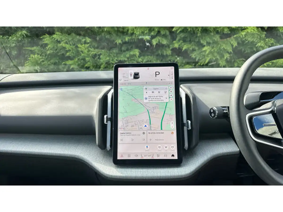 2024-volvo-ex30-e-twin-ultra-big-20
