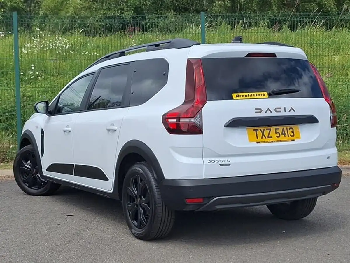 2024-dacia-jogger-16-tce-extreme-big-1