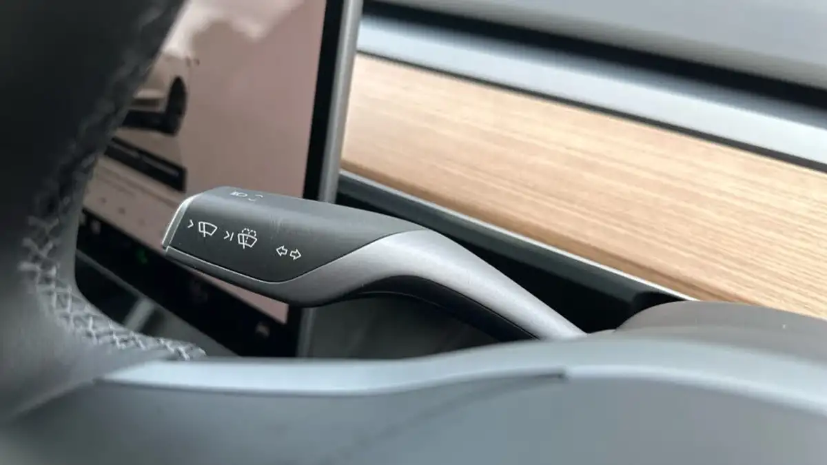2023-tesla-model-3-e-rwd-241bhp-big-27