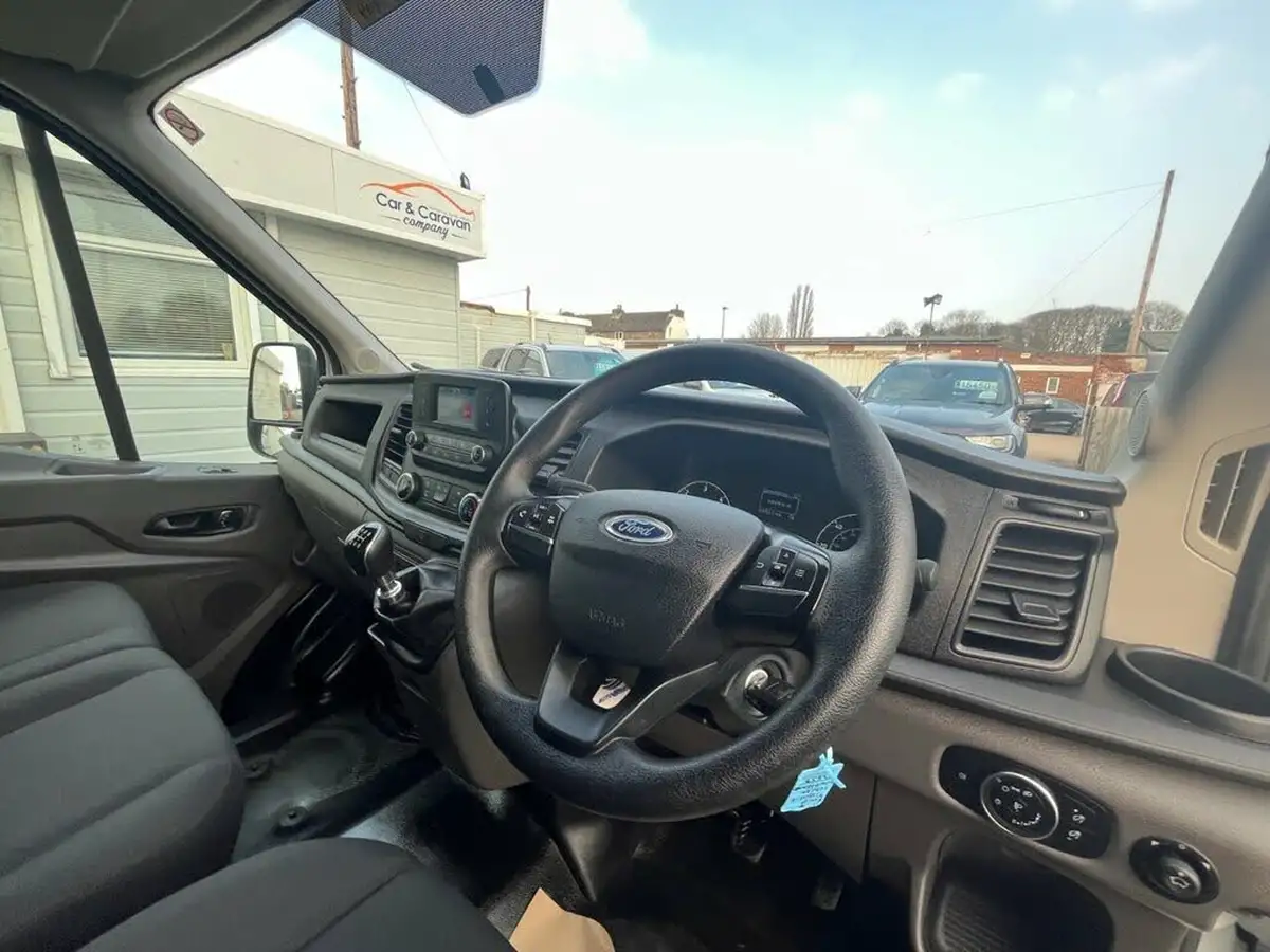 2021-ford-transit-20tdci-350-l3h1-leader-130pseu6dt-fwd-cab-big-9