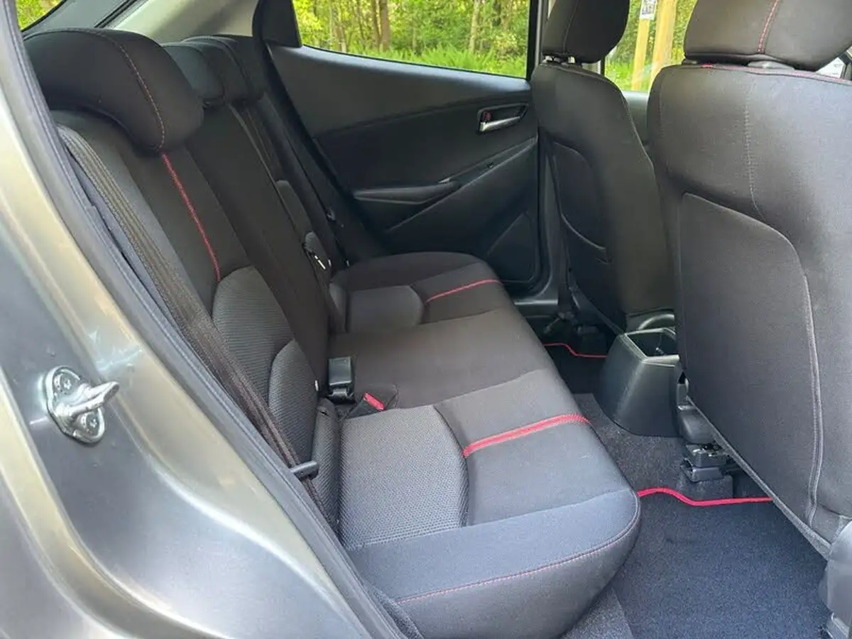 2016-mazda-mazda2-15td-sport-nav-big-2
