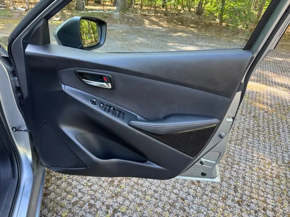 2016-mazda-mazda2-15td-sport-nav-big-50