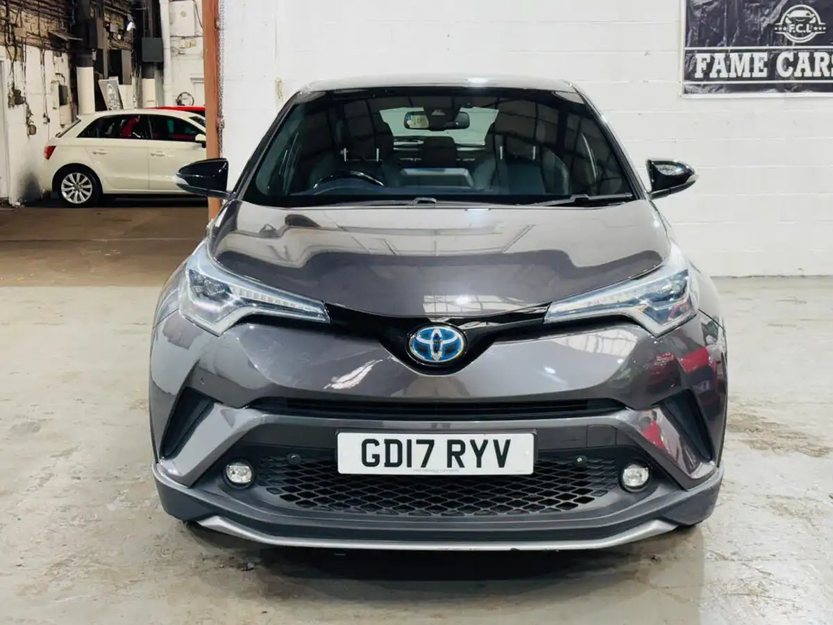 2017-toyota-c-hr-18-vvt-i-dynamic-big-1