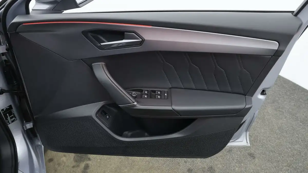 2021-cupra-leon-nf-14-e-hybrid-vz2-estate-big-14