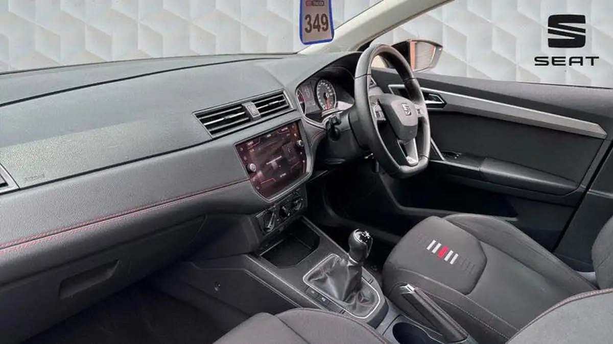 2019-seat-ibiza-10-mpi-fr-big-1
