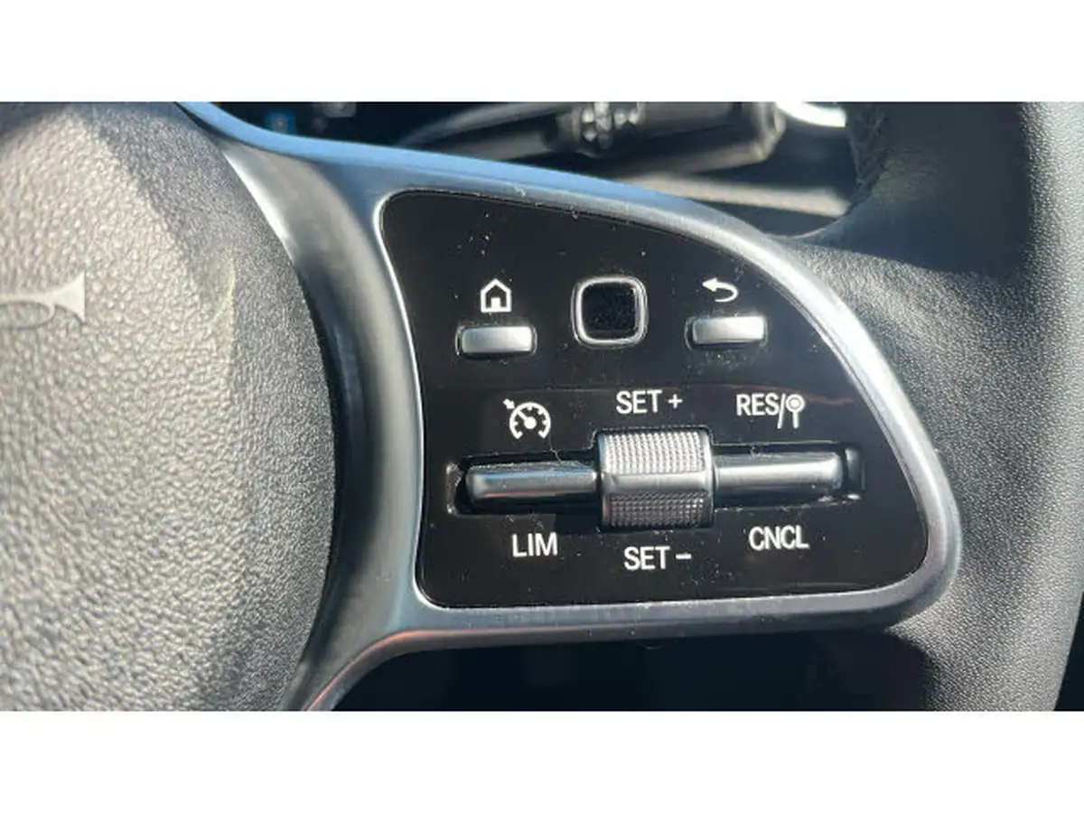 2019-mercedes-benz-a-class-13-a180-sport-executive-hatchback-5d-1332cc-7g-dct-big-21