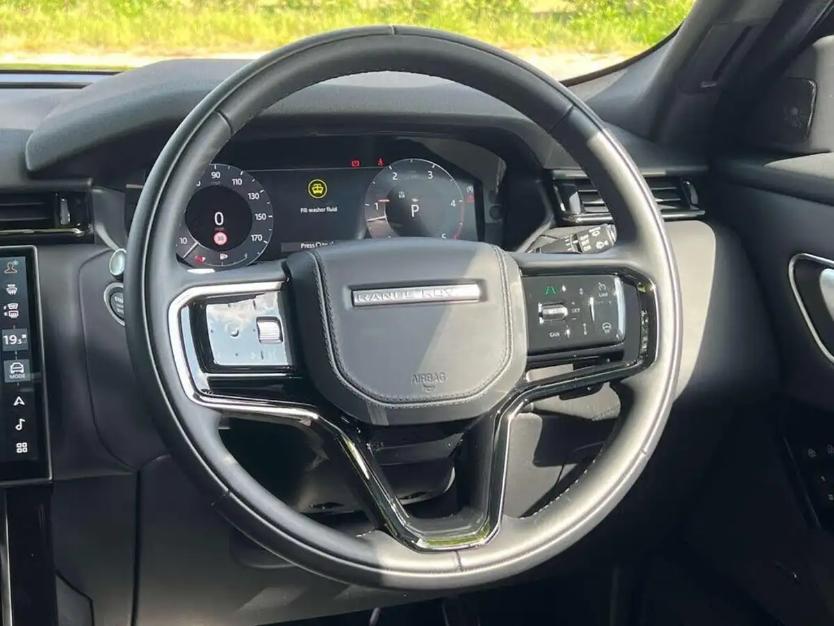 2025-land-rover-range-rover-velar-30-d300-dynamic-hse-big-24