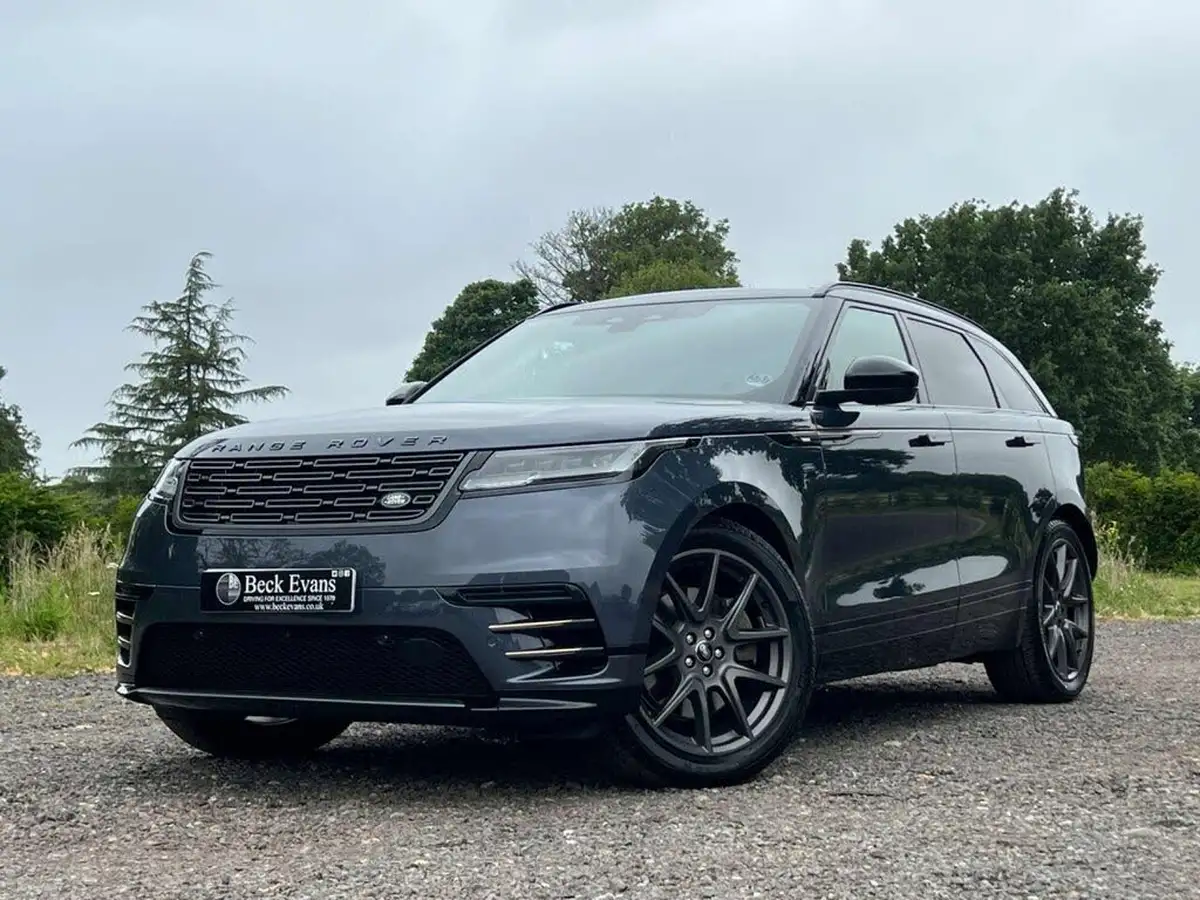 2025-land-rover-range-rover-velar-30-d300-dynamic-hse-big-0