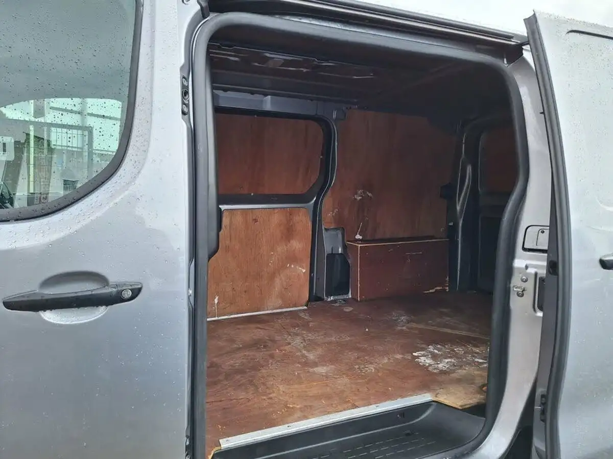 2019-toyota-proace-15d-icon-medium-big-29