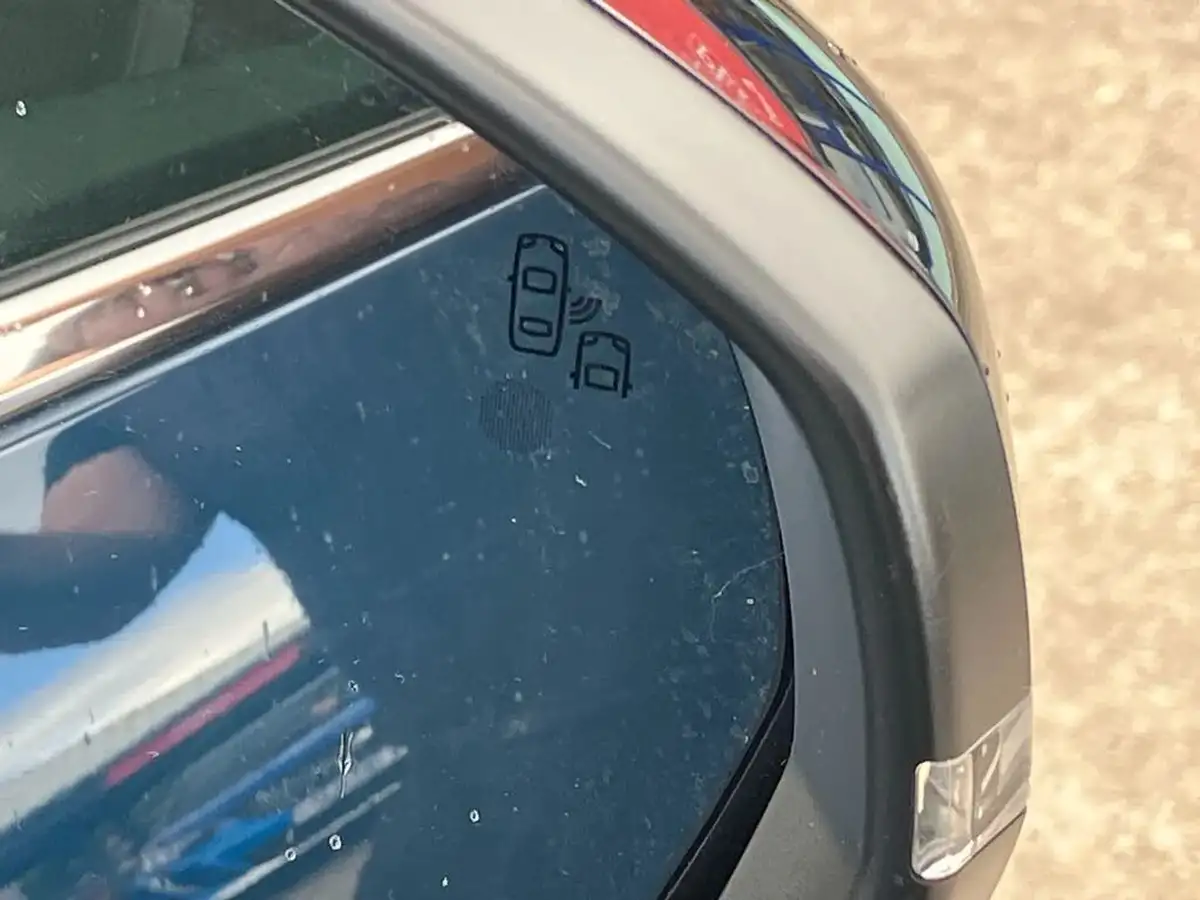 2023-peugeot-5008-suv-15-bluehdi-gt-130ps-eat8-big-31