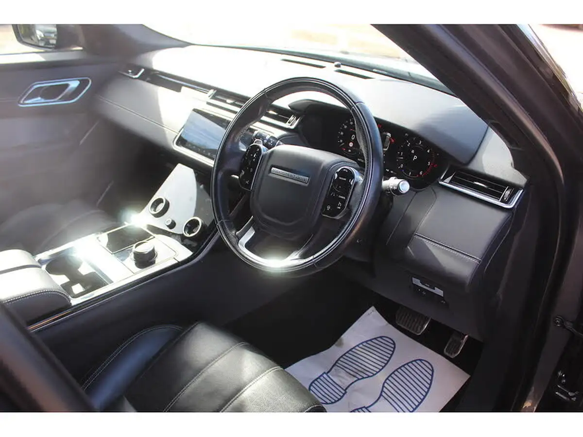 2018-land-rover-range-rover-velar-30-d300-r-dynamic-hse-ss-big-36