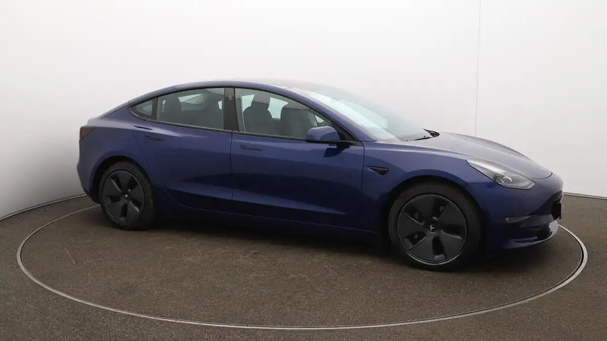 2021-tesla-model-3-e-long-range-4x4-big-45