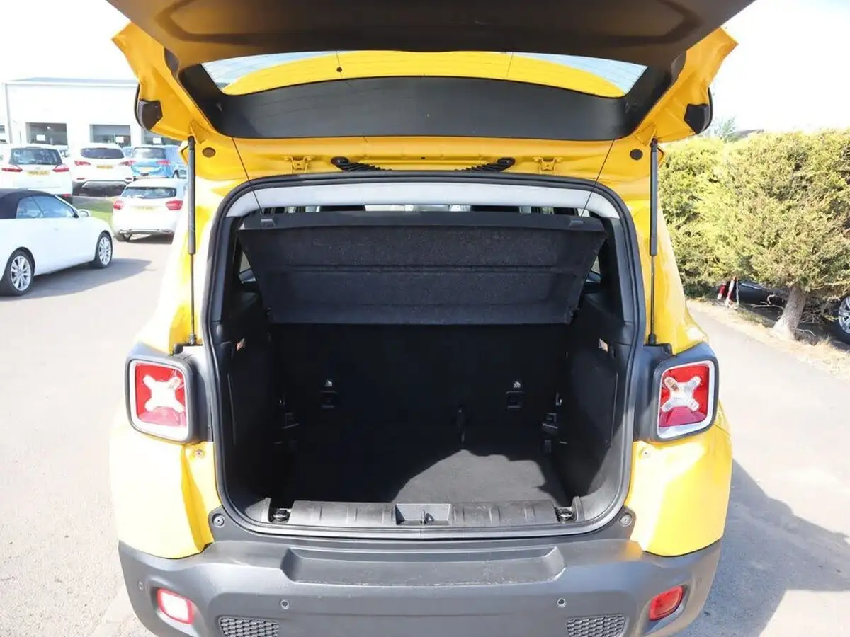 2015-jeep-renegade-20td-limited-auto-big-24