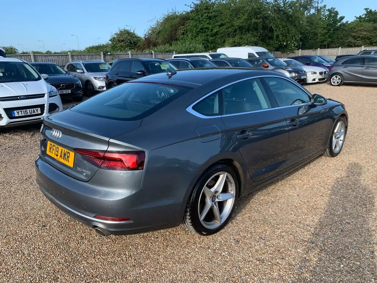2019-audi-a5-20-35-tfsi-ss-sportback-5d-big-4