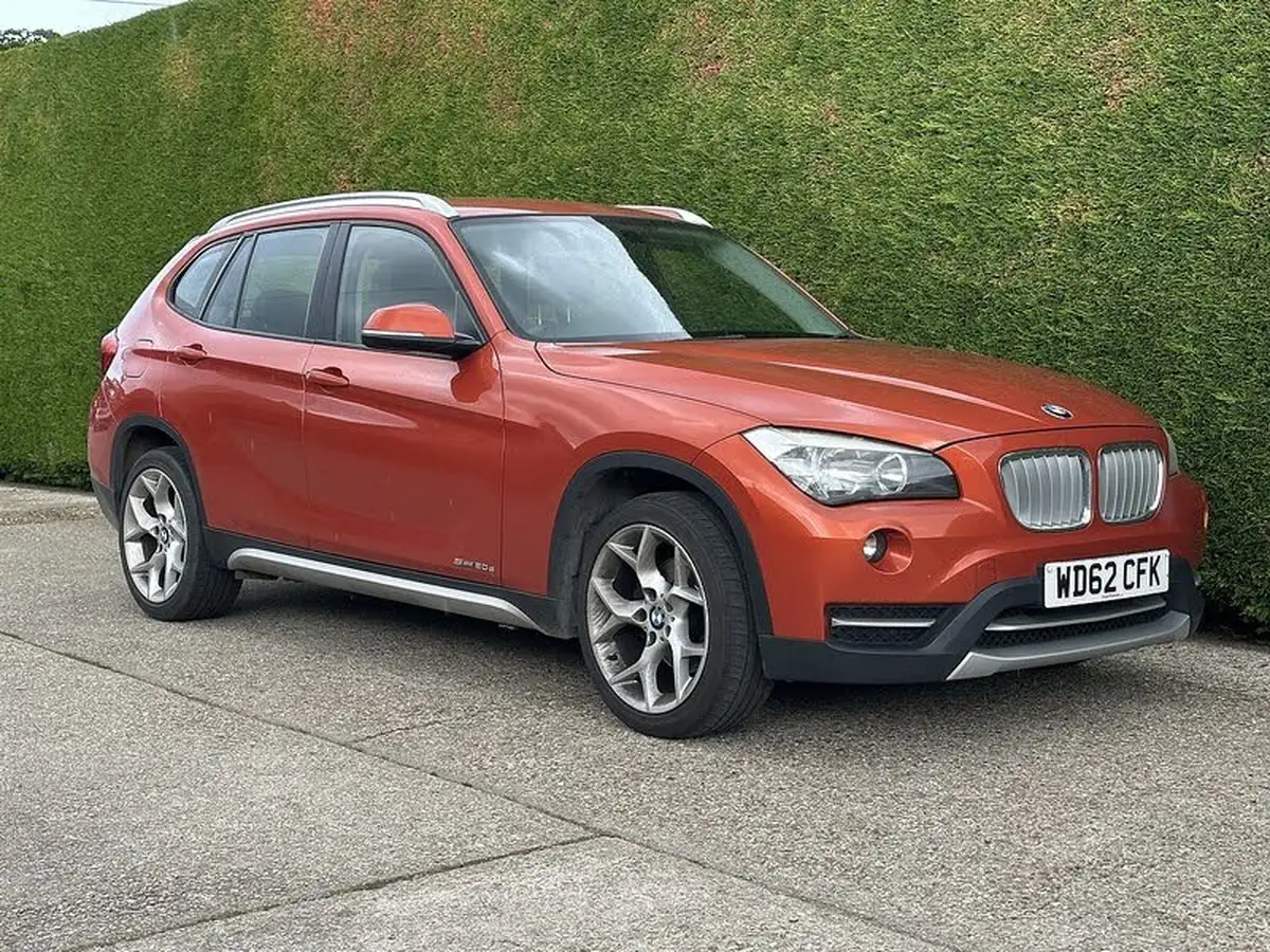 2013-bmw-x1-20td-sdrive20d-xline-big-0