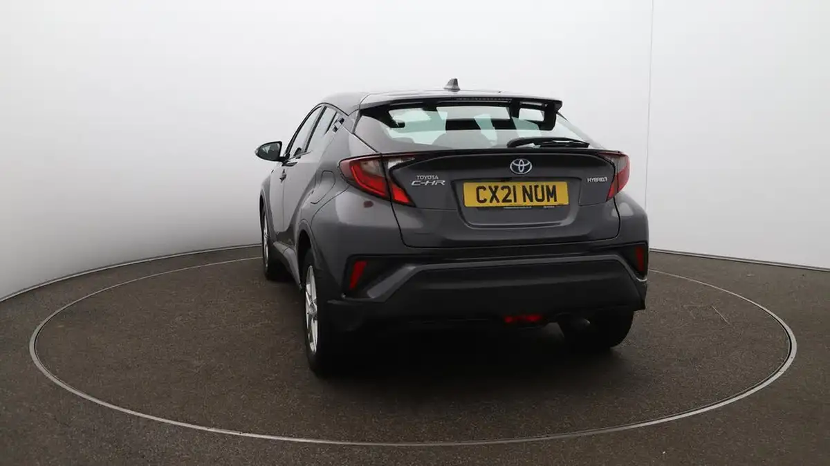 2021-toyota-c-hr-18-vvt-i-icon-big-60