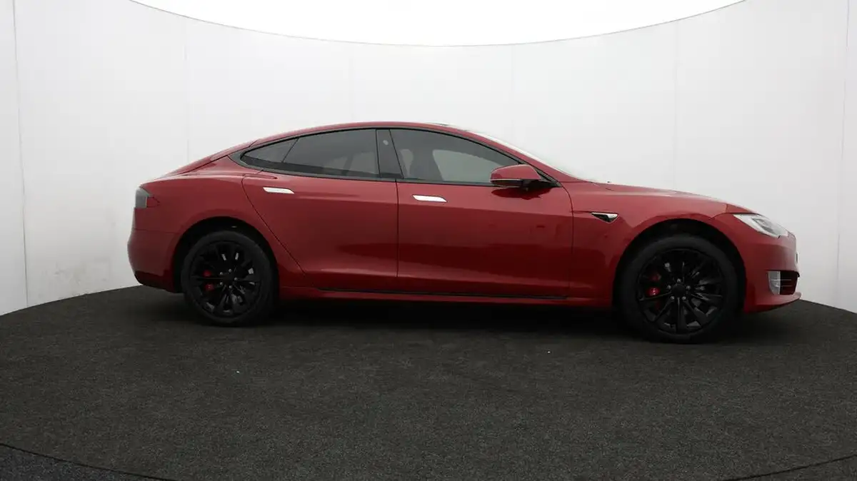 2018-tesla-model-s-e-100d-big-30