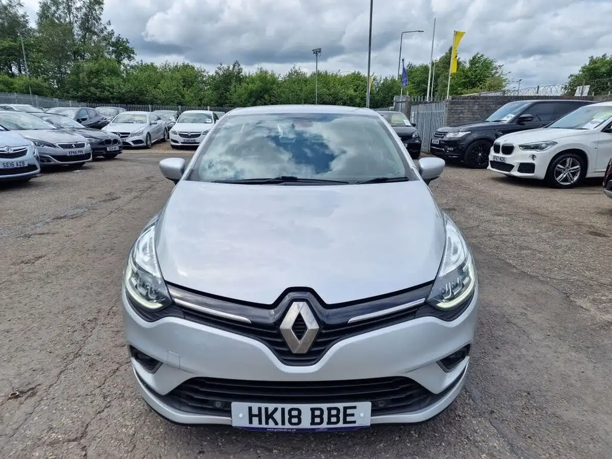 2018-renault-clio-15dci-signature-nav-90bhp-big-1