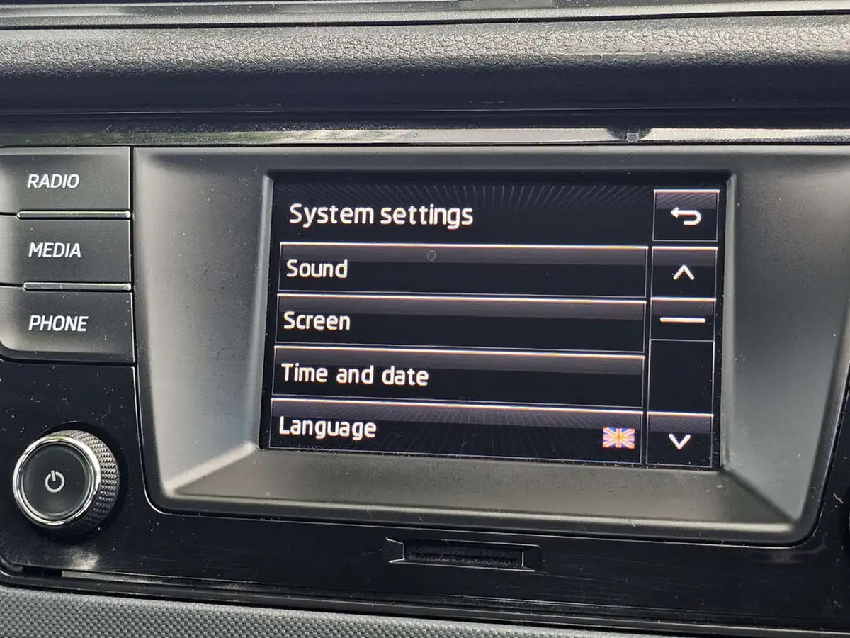 2018-skoda-fabia-10-mpi-s-plus-big-20