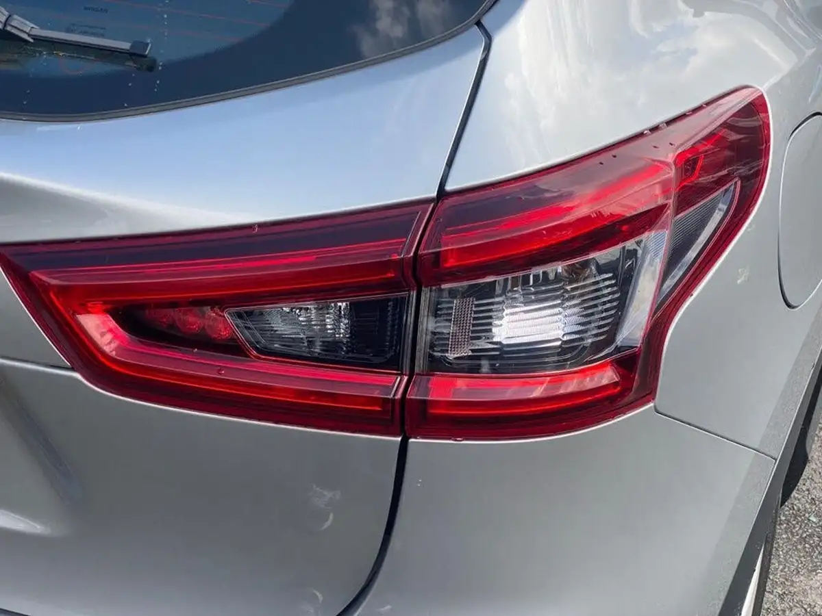 2018-nissan-qashqai-15dci-acenta-premium-heat-pack-big-35