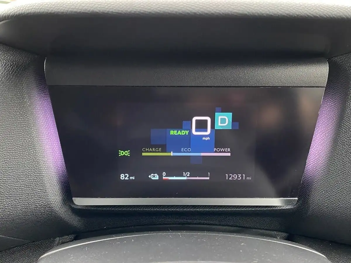 2022-citroen-c4-e-shine-plus-big-13