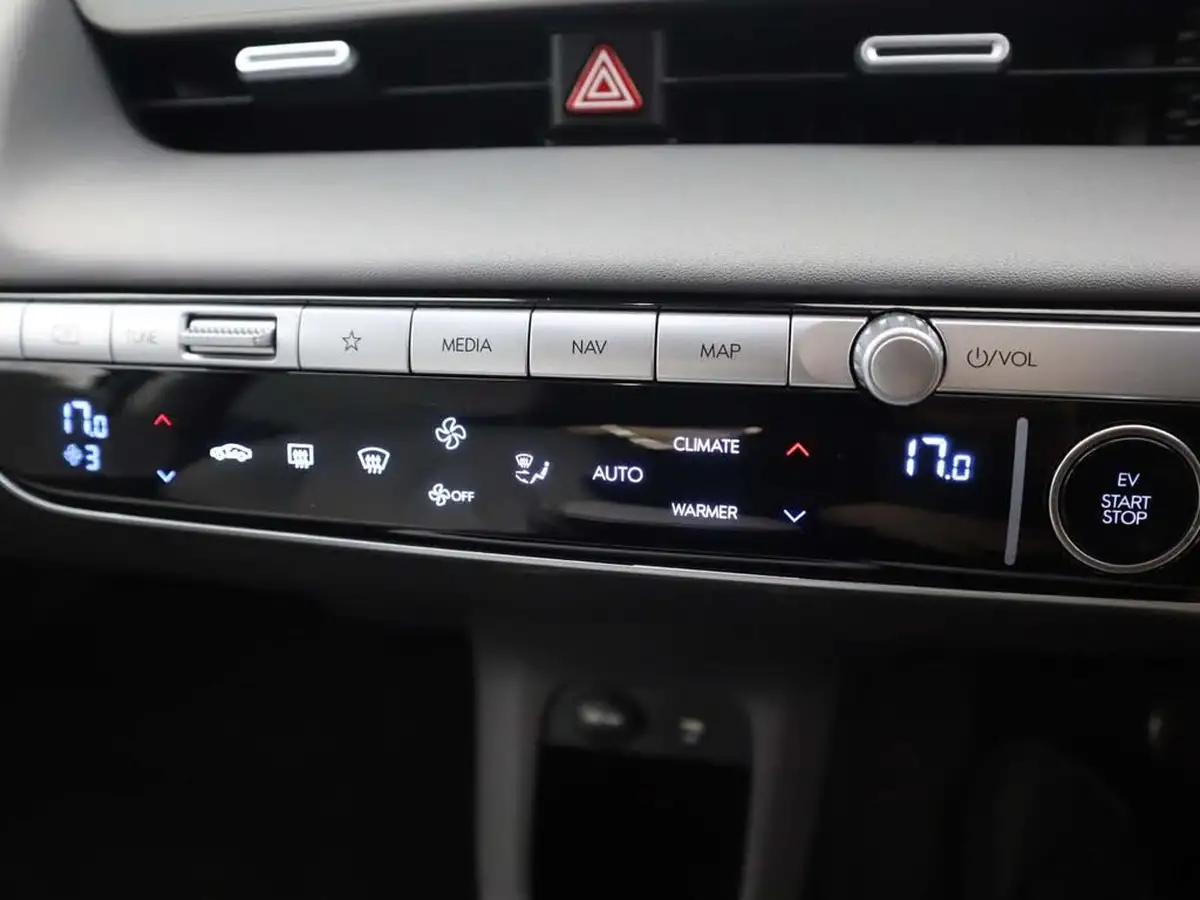 2022-hyundai-ioniq-5-e-ultimate-217ps-73kwh-rwd-big-29