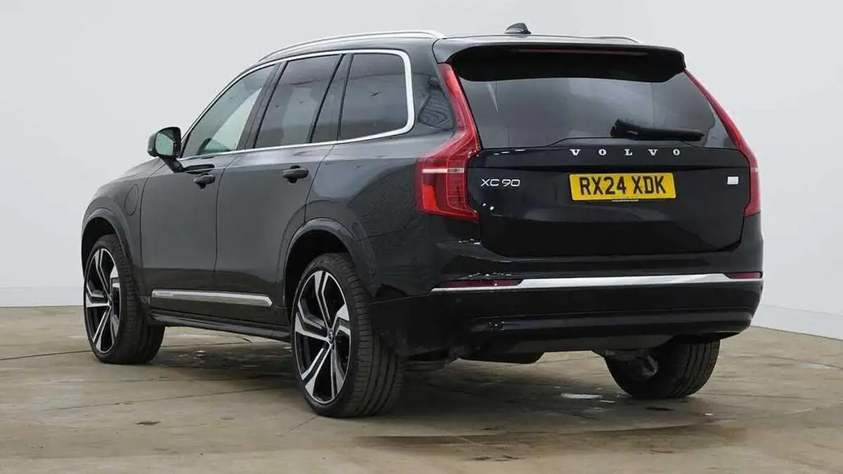 2024-volvo-xc90-20-t8-ultimate-dark-big-4