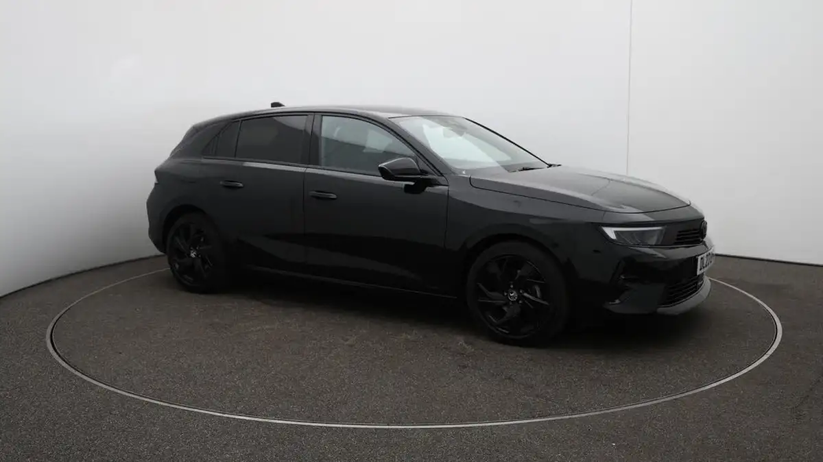 2023-vauxhall-astra-12-turbo-gs-hatchback-auto-big-37