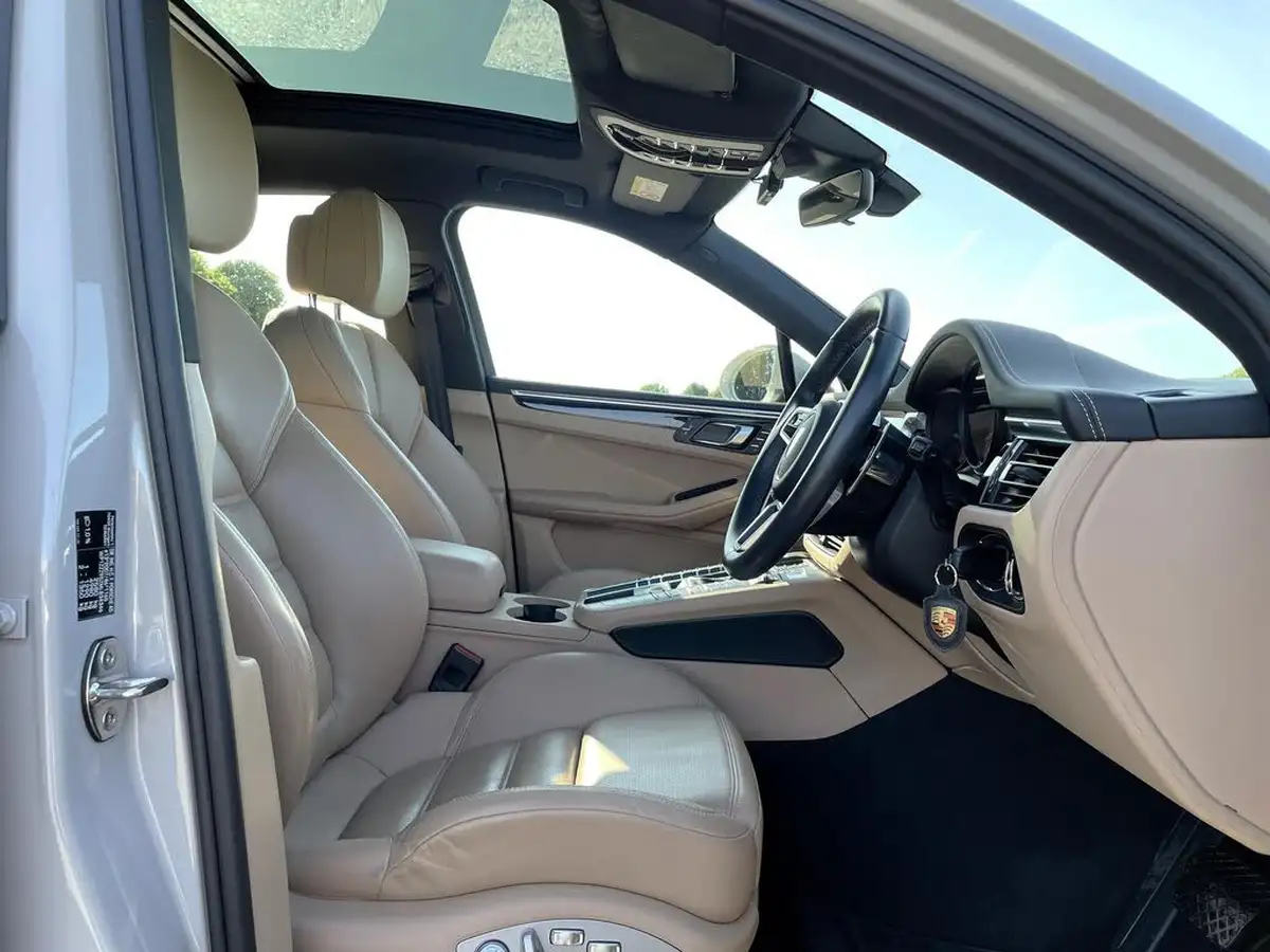 2021-porsche-macan-30-s-big-22