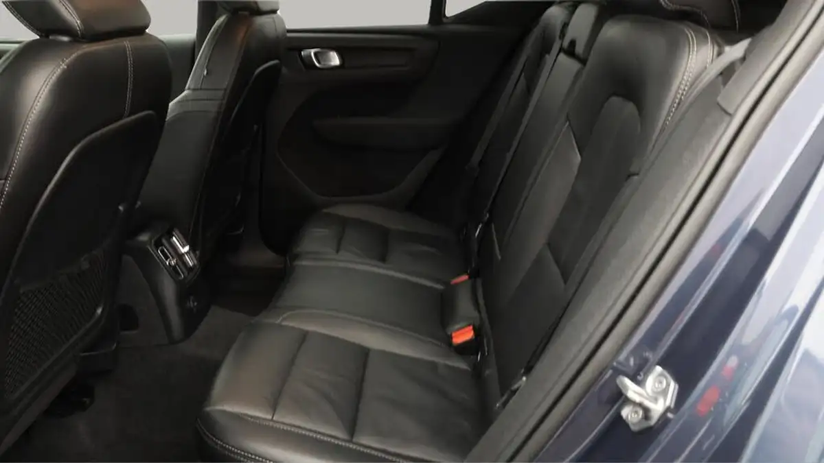 2021-volvo-xc40-15-t5-inscription-pro-258bhp-big-16