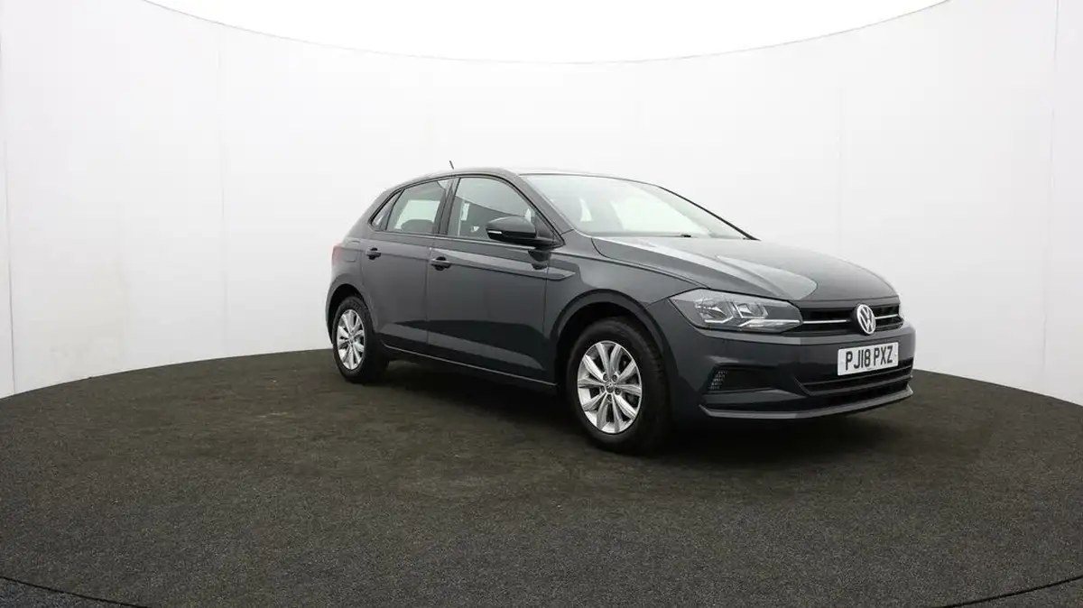 2018-volkswagen-polo-10-se-65ps-big-48