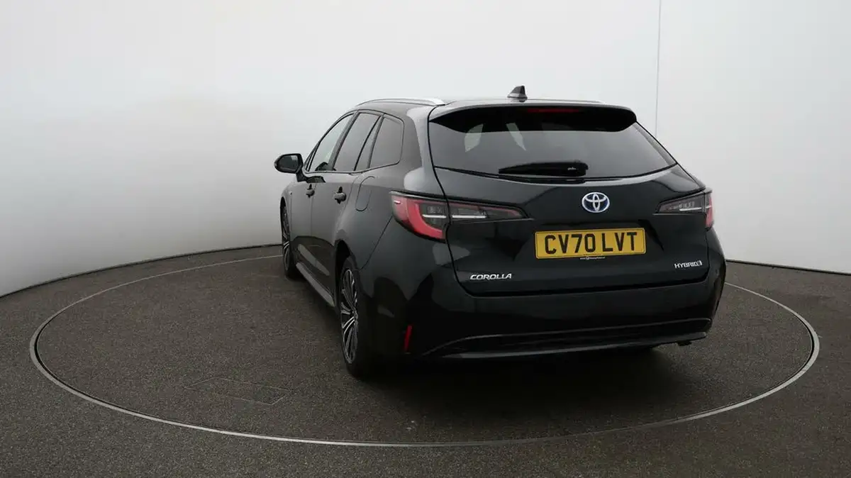2020-toyota-corolla-18-vvt-i-design-trk-touring-sports-5d-big-61