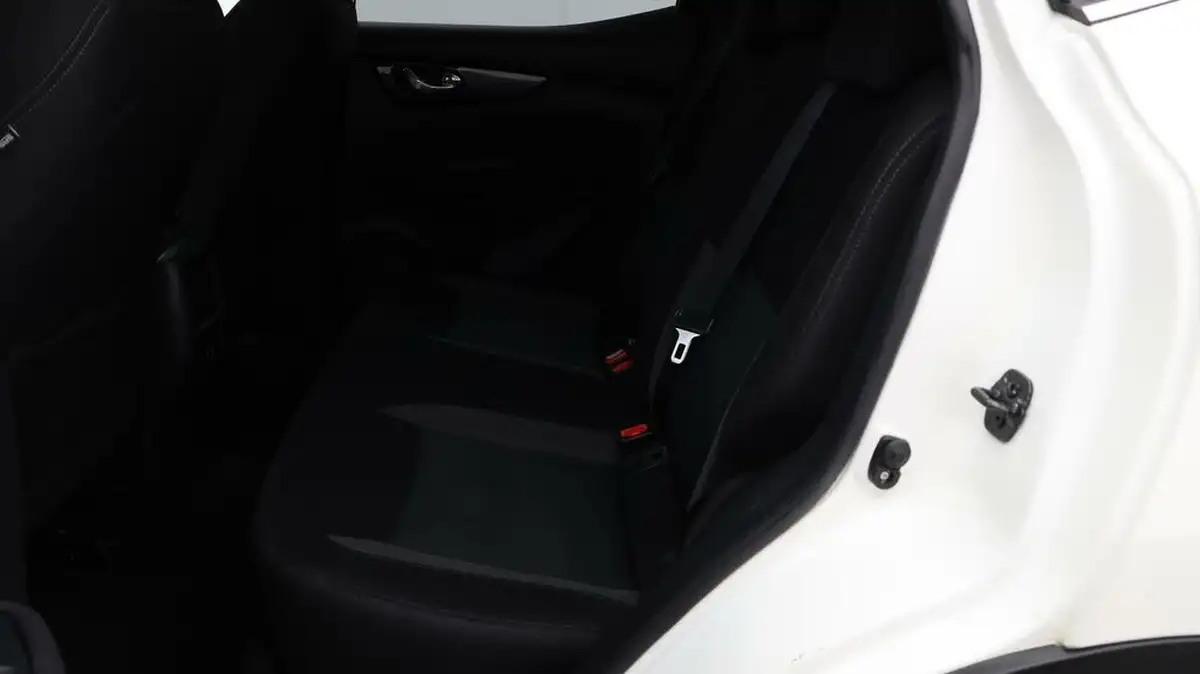 2021-nissan-qashqai-13-dig-t-n-connecta-140ps-big-15