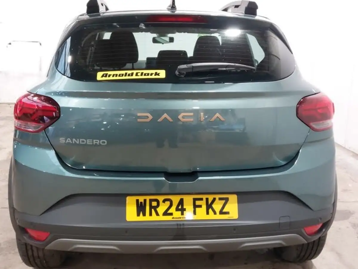 2024-dacia-sandero-stepway-10-tce-extreme-90bhp-big-15