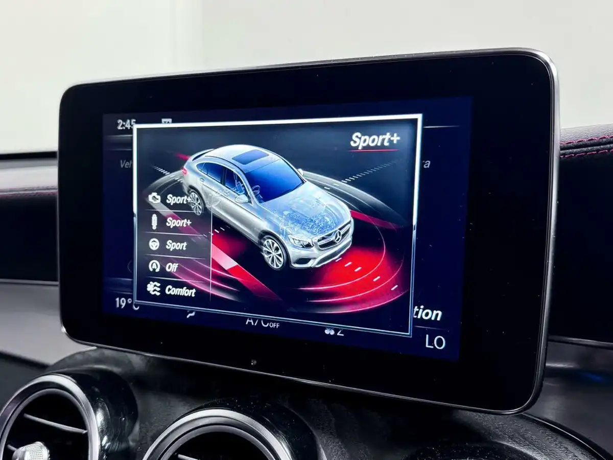 2018-mercedes-benz-glc-class-30-glc-amg-43-premium-plusss-coupe-4d-big-42