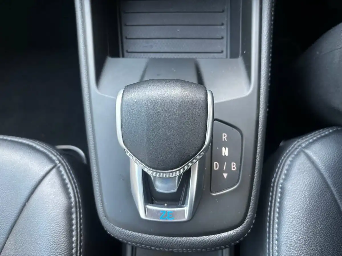 2020-renault-zoe-e-i-gt-line-rapid-charge-big-30