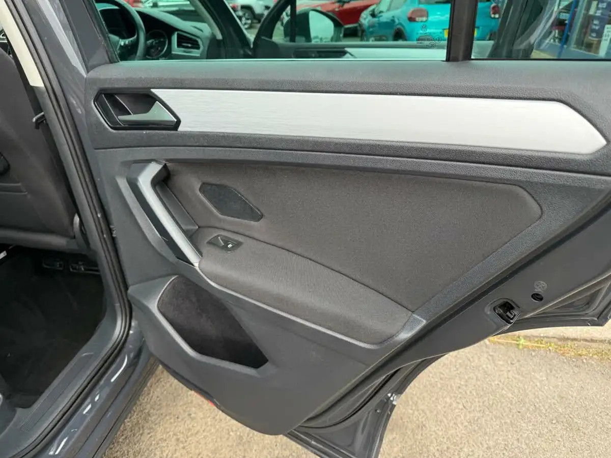 2020-volkswagen-tiguan-15-tsi-match-150ps-dsg-big-27