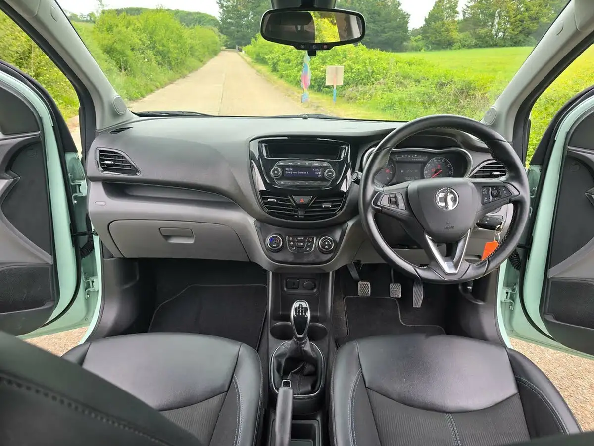 2017-vauxhall-viva-10i-sl-big-51