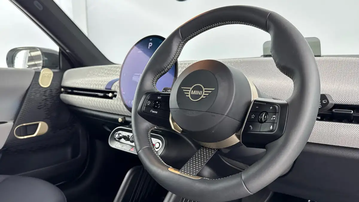 2024-mini-cooper-e-cooper-se-exclusive-level-2-big-8
