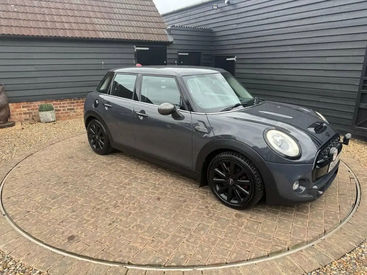 2016-mini-cooper-20-cooper-s-ss-hatchback-5d-big-19