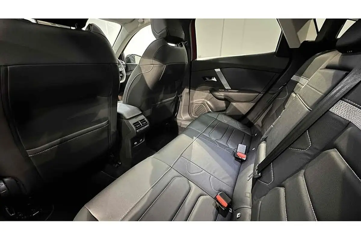 2021-citroen-c4-12-puretech-shine-plus-130ps-big-22