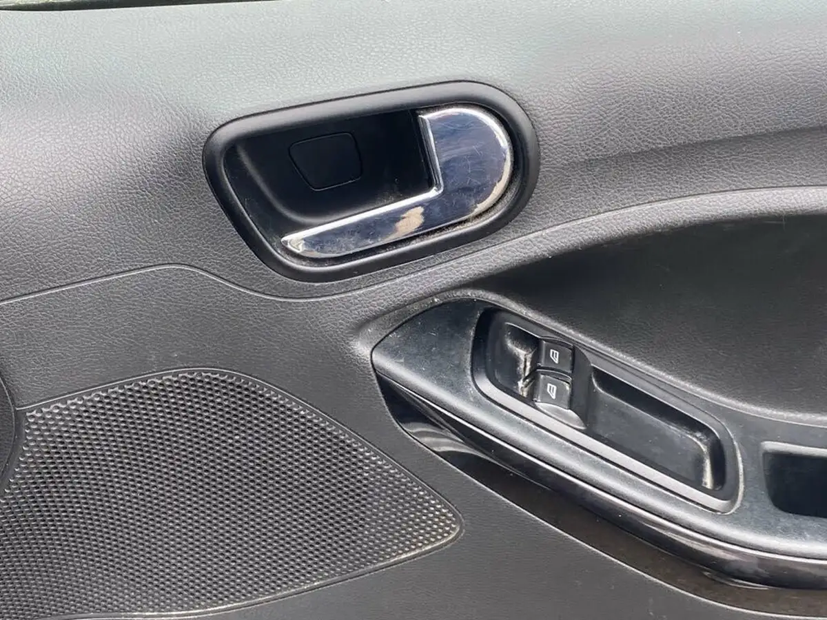 2018-ford-ka-12-ti-vct-zetec-colour-edition-big-14