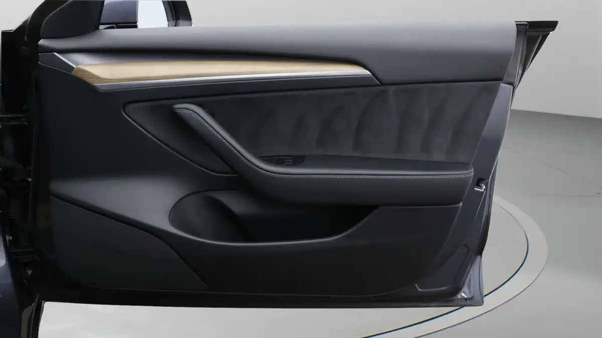 2021-tesla-model-3-e-long-range-awd-big-14